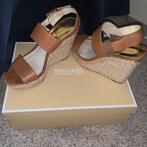 Michael Kors wedges with box